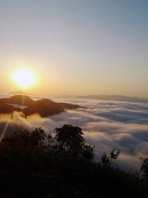 Cùng ngắm những góc ảnh đẹp hút hồn về mây trời vùng cao Quang Huy, Phù Yên, Sơn La